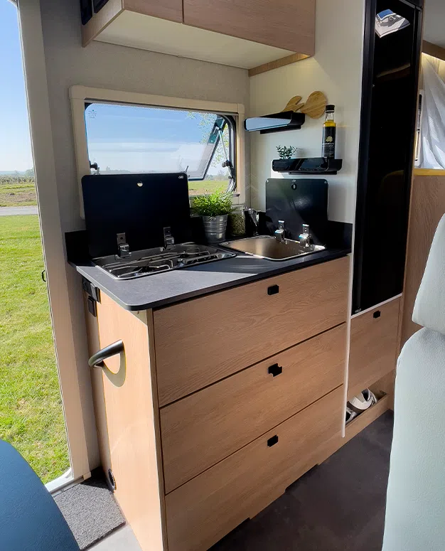 Cuisine d'un camping-car Joa Camp
